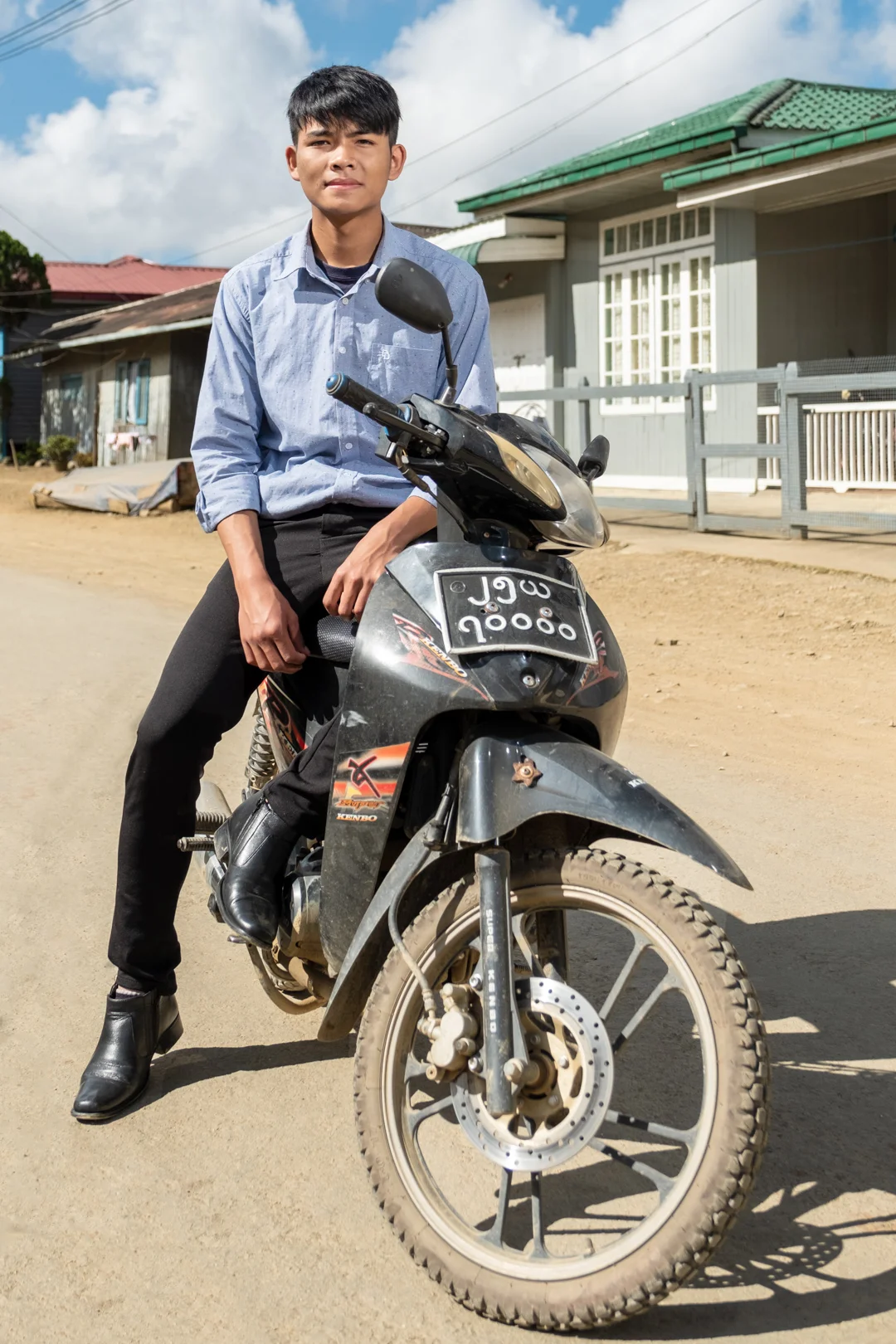 Andrew Za Chin Lian in modern dress