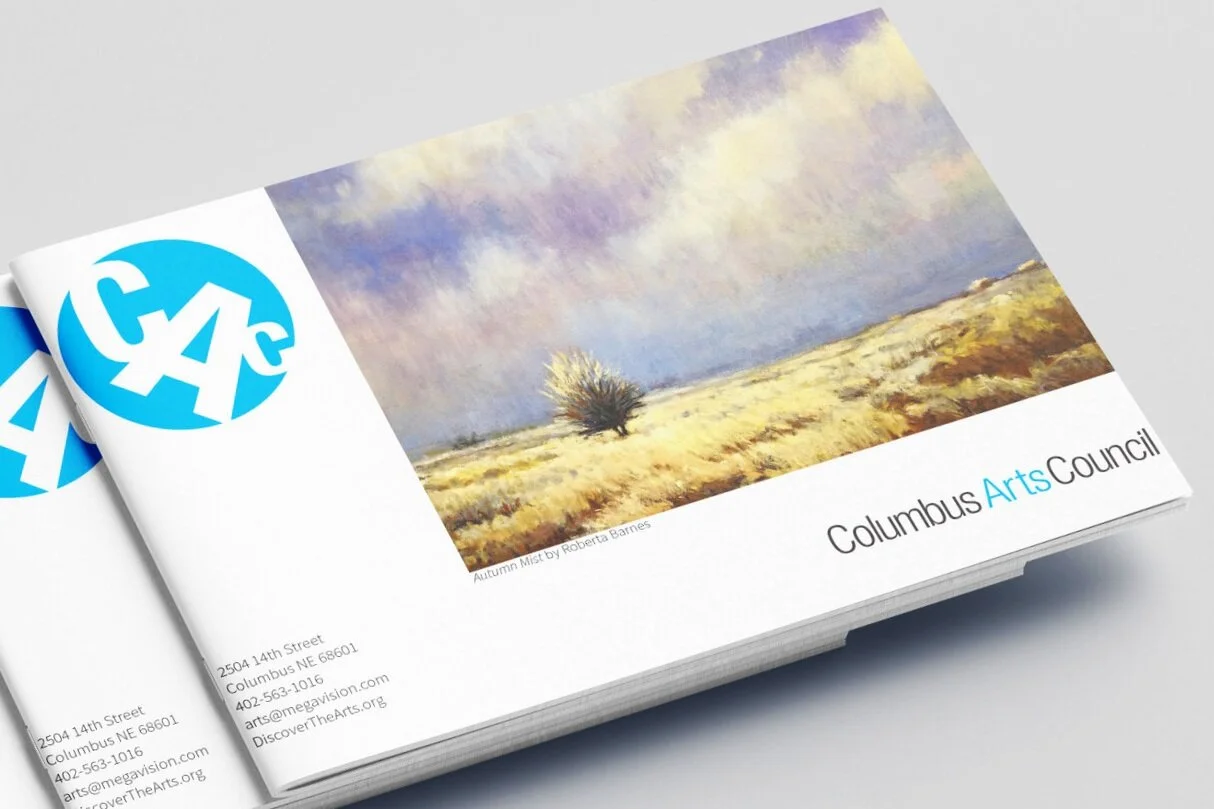 Free_Landscape_Brochure_Mockup_02.jpg