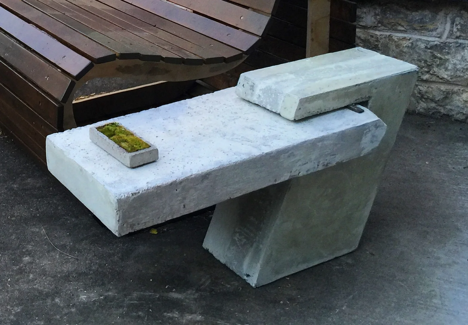 Zcrete Side Table