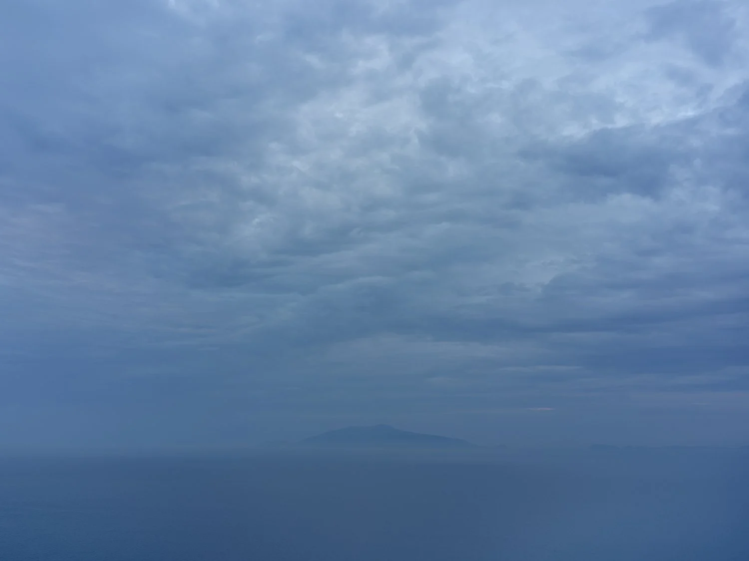 October Skies, 23.10. at 17:43, Ischia