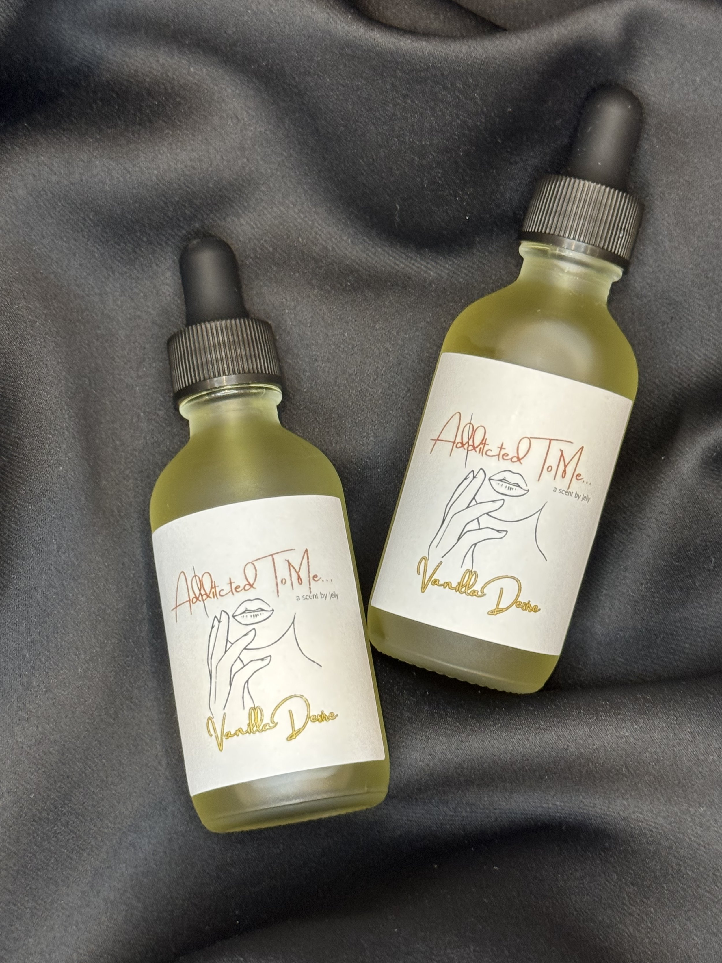 ADDICTED TO ME - VANILLA DESIRE