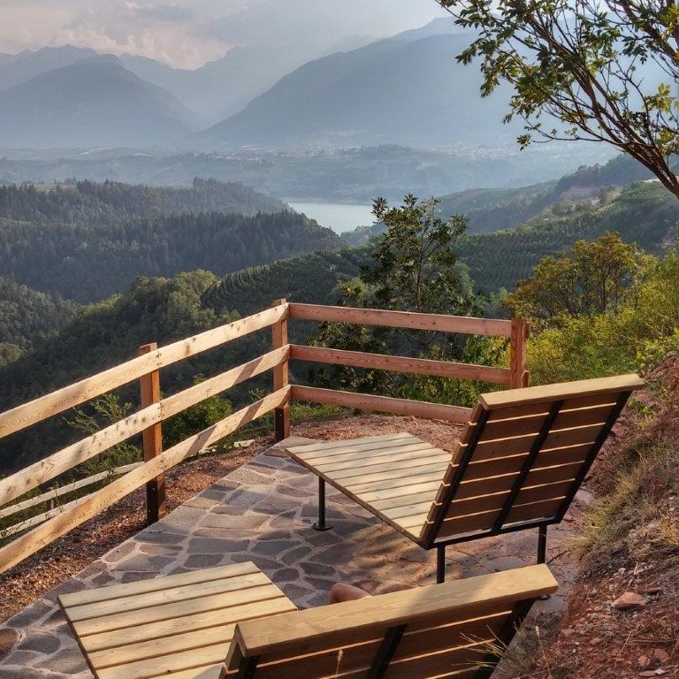 RILASSATI E ANNUSA I PROFUMI DEL BOSCO
