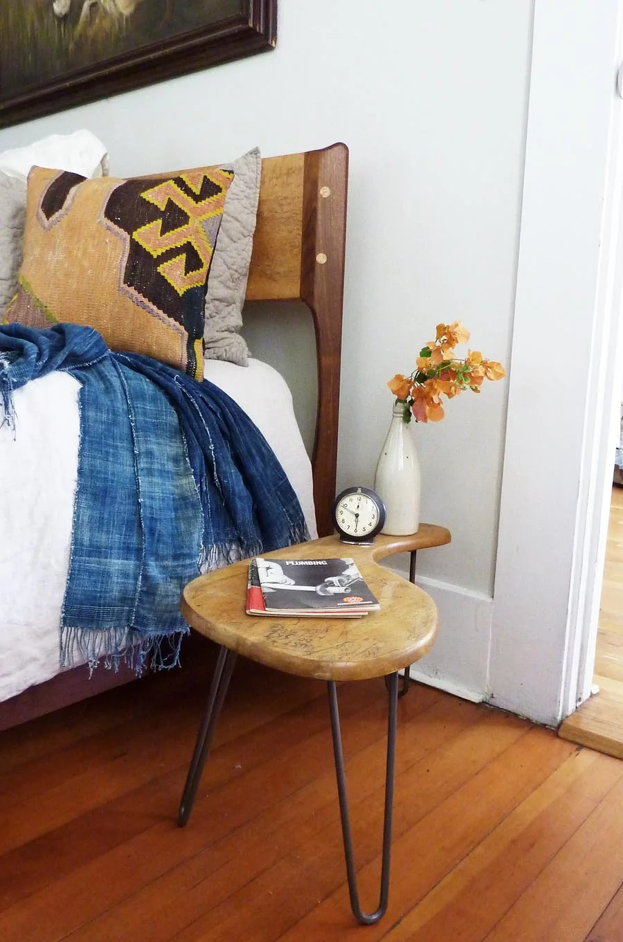 rara-avis-design-old-school-desk-nightstand.JPG