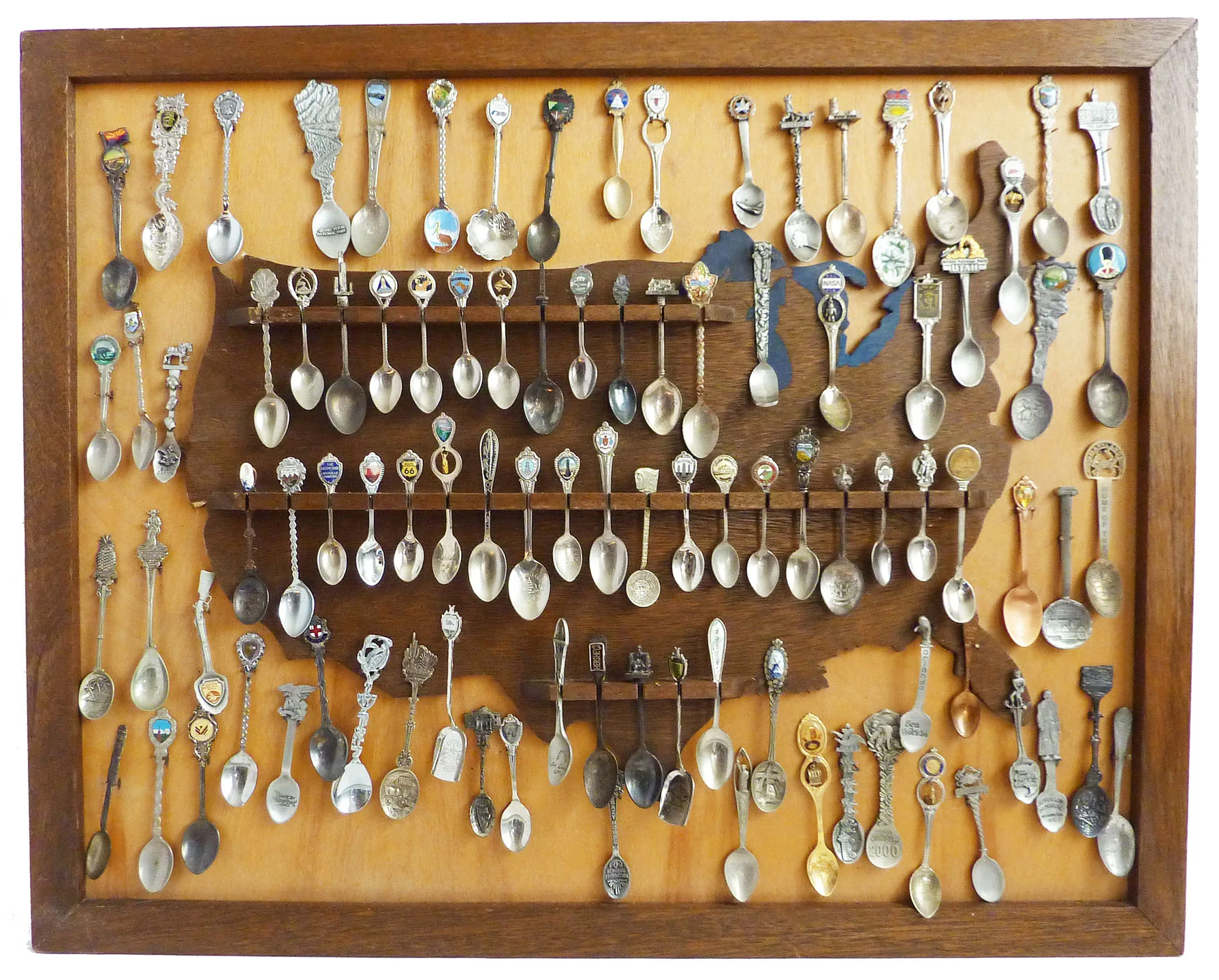 raraavisdesign.com spoon front.JPG