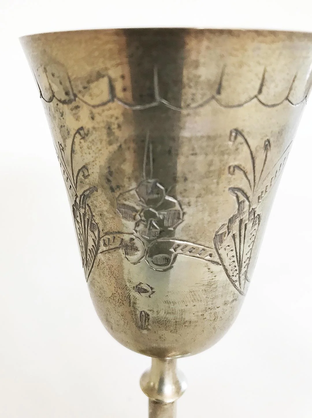 rara-avis-design trophy side.jpg