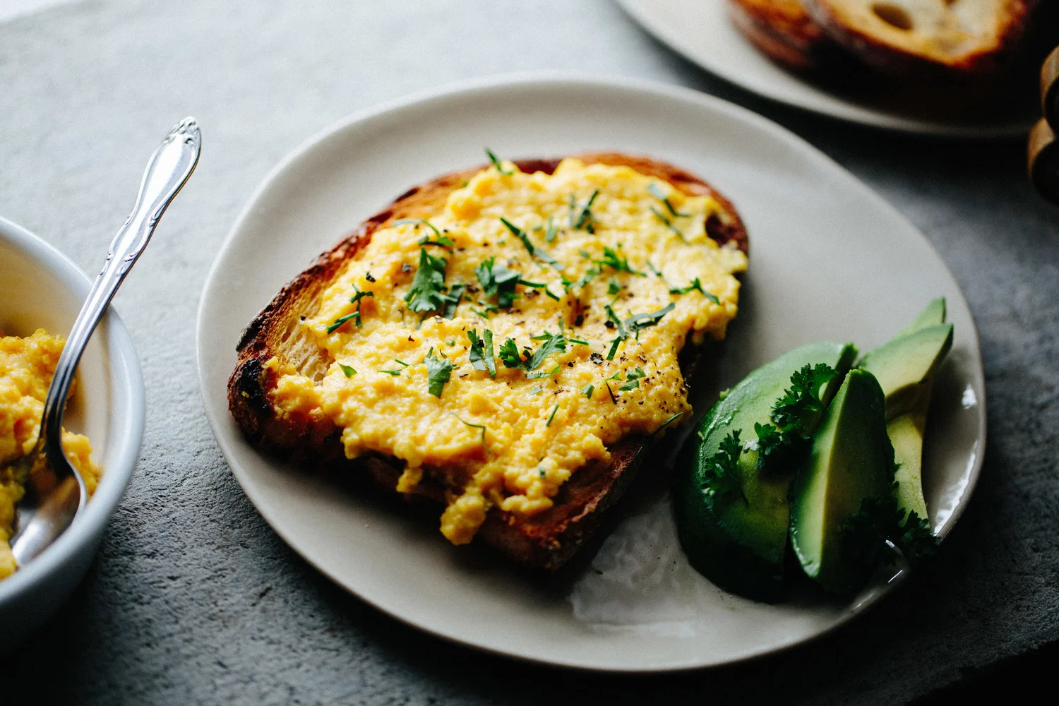 Creamy, Cheesy Scrambled Eggs