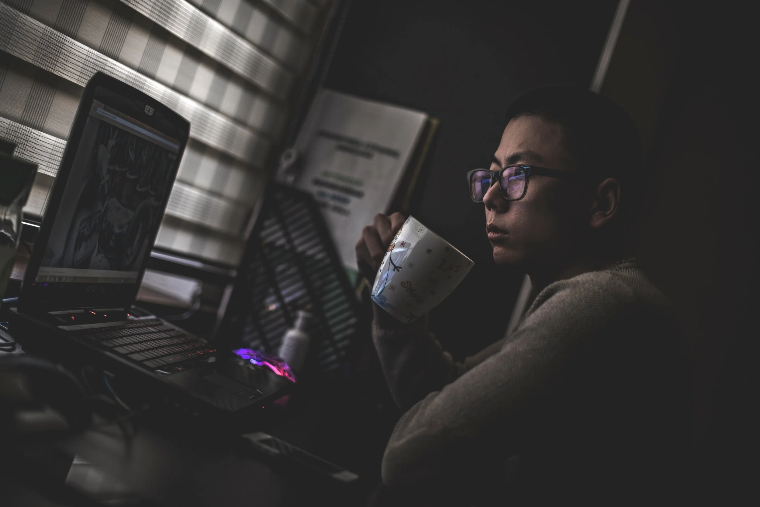 winterblues-productivity-seasonalaffectivedisorder-healthandwellness.jpg