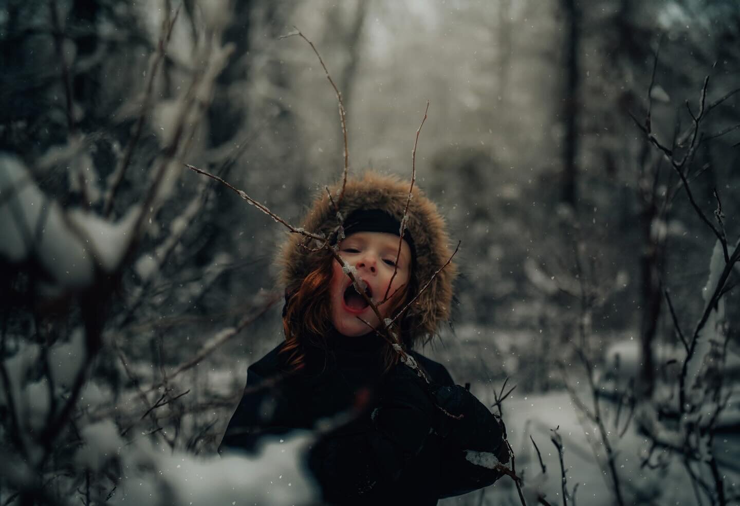 &ldquo;Mom, I&rsquo;m eating popsicles!&rdquo; - Marin, while chomping chunks of snow off of sticks 😆⁣
⁣
Here&rsquo;s to another snowstorm that I was just as, if not more, excited for than the kids 🥰⁣
⁣
🌱