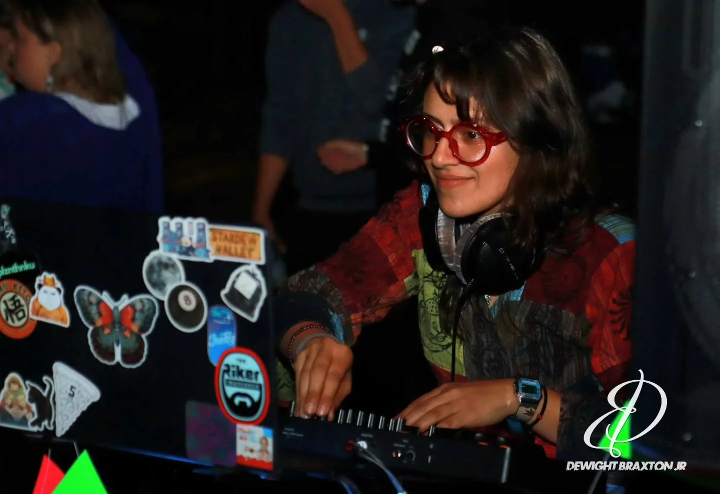 moments of LOCKING IN on music and friendship !!!! 
Sensible 3:30am set captured by @dewightbraxtonjr 🤩📸🌅
@thejackygold 💙✨️

🎧NEXT UP: 
VIRGO SZN SOIREE @ GARAGE SALE VINTAGE @garagesale__vintage on saturday, 9/13 🎶