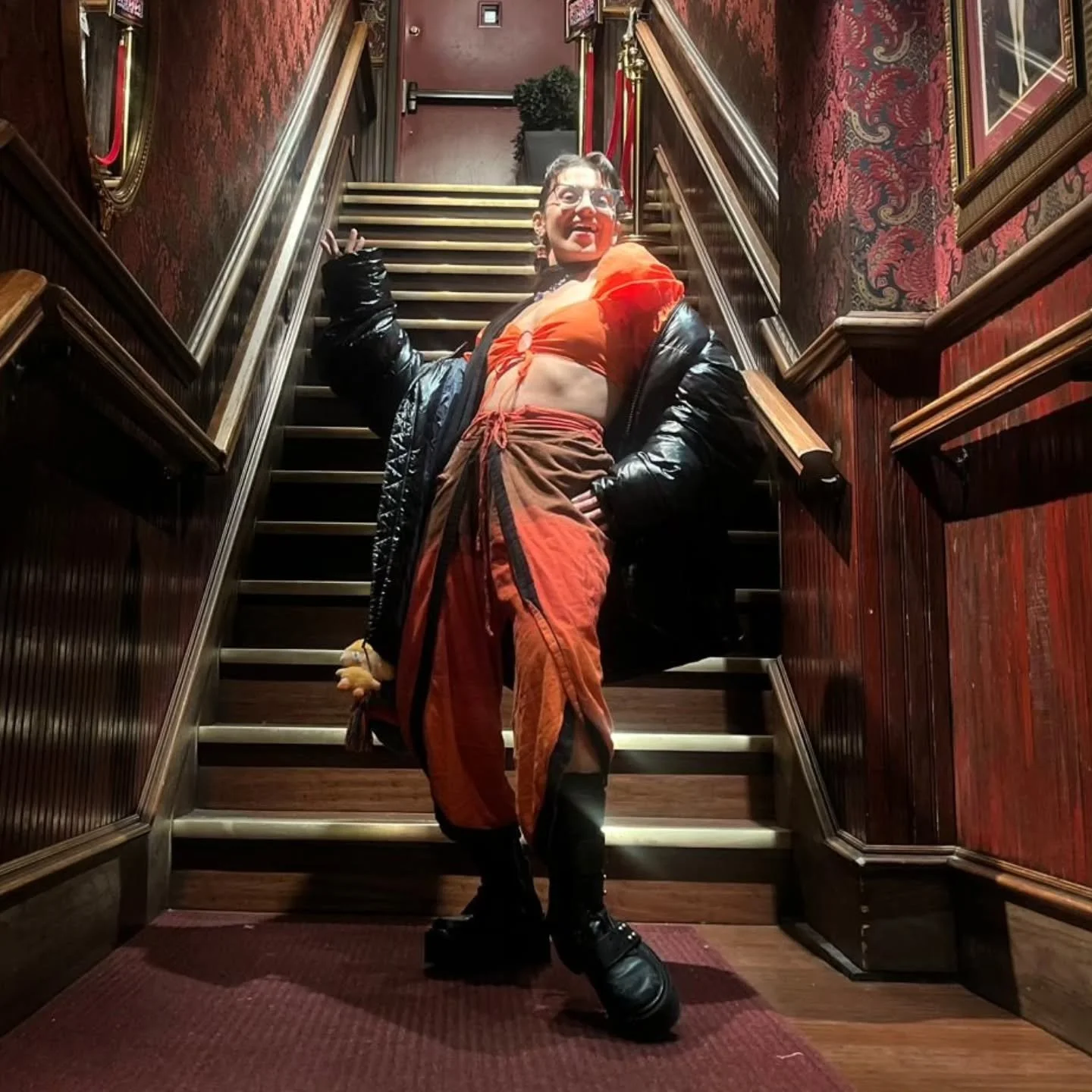 alright now that pesky september is out of the way, i can enjoy all the fruitz of fall !!!!

🍁 just posted this year's Float mix on my soundcloud c: link in my bio
🍁 HALLOWEEN
🍁 kelby and i are releasing a single this monthhhhhhhhh &iexcl;!
🍁 mik