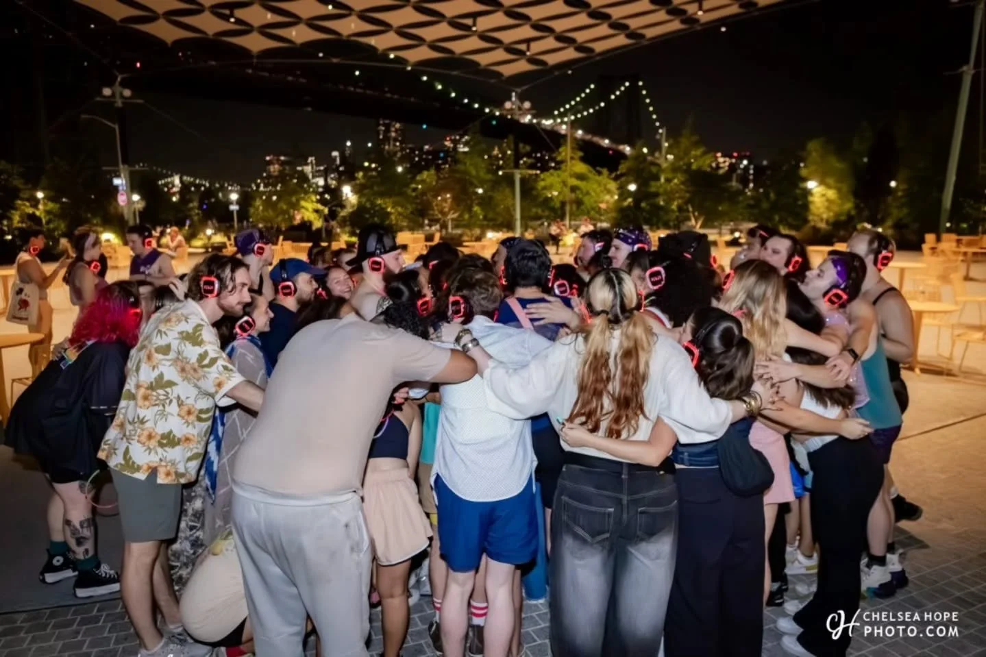 this past September, the @whatthefloat baton was passed to the elite squad of me, @itsericpeters, and @kuppikruppom ♡ !!!
We presented: WHAT FLOATS AROUND, COMES AROUND ☯️ 
A musical journey through Williamsburg, crafted with the intention of spreadi