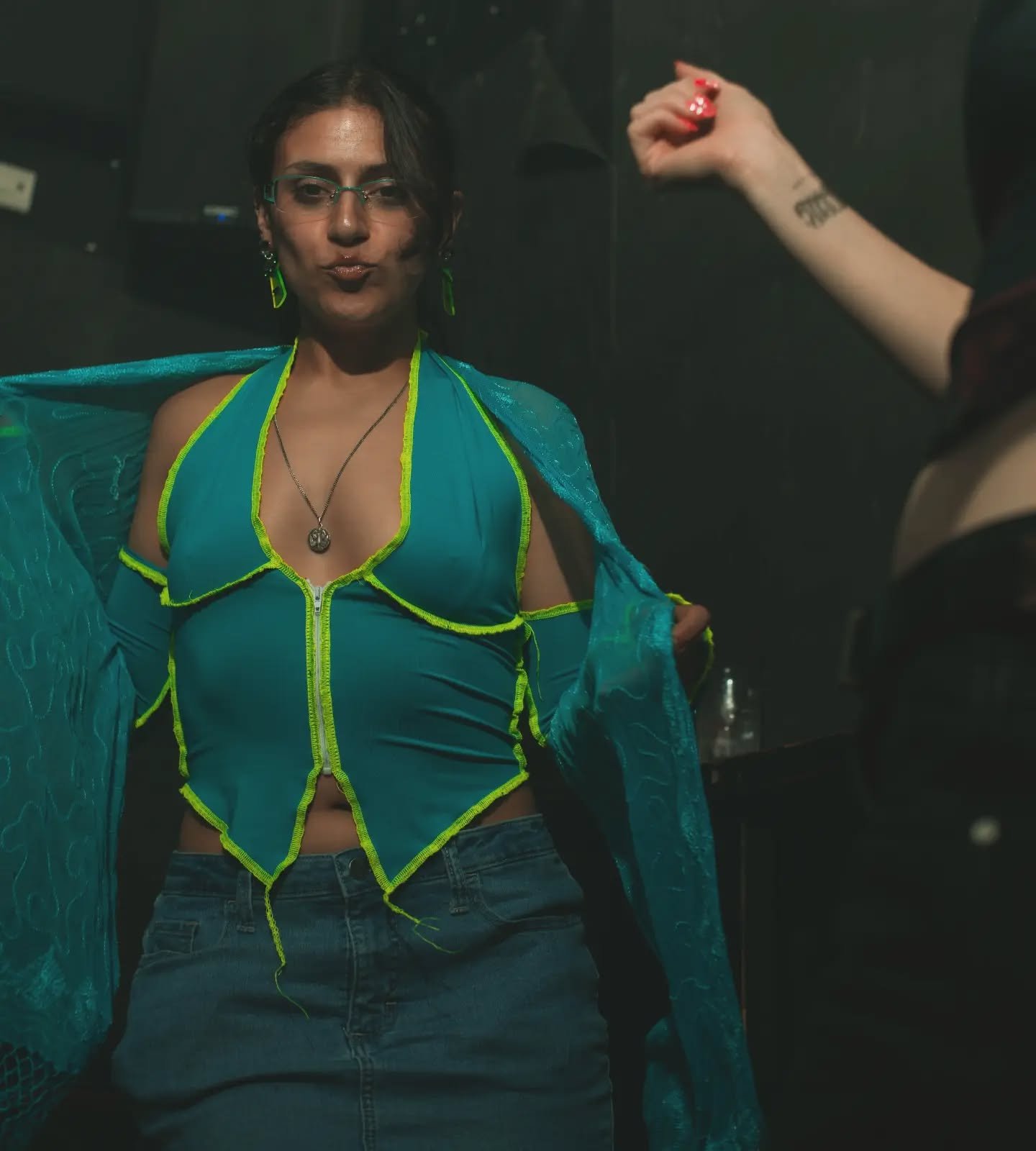 QUEER LOVE IS OUR PAST, PRESENT, AND FUTURE FOREVER 🩵💚

ily @partyforchange.co &amp; @moodringnyc 🫂 thanks for hosting the @hausoflilgirlz 🎶

🫶🏼📸: @jacobhartstudio