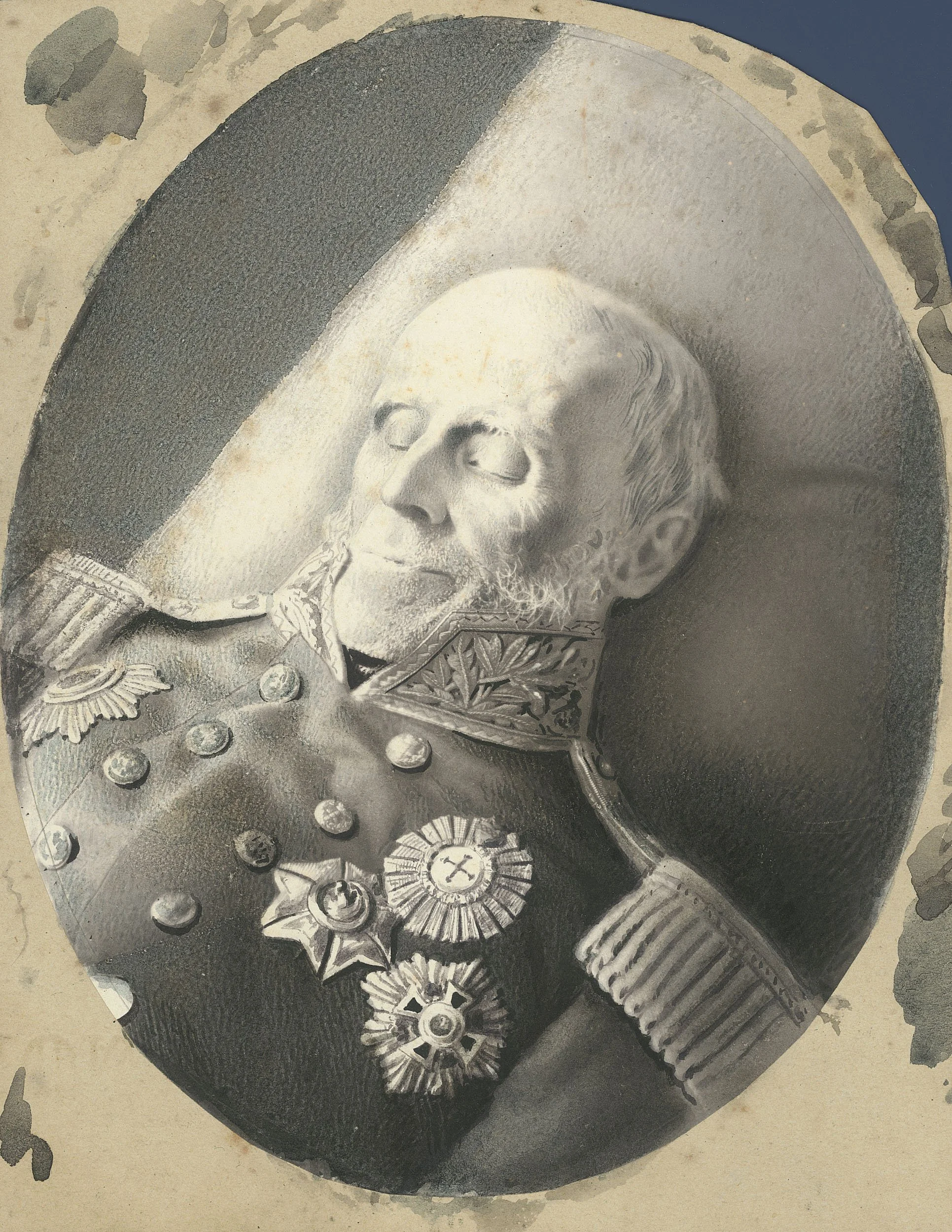 The dead of the Casa de Mateus archive