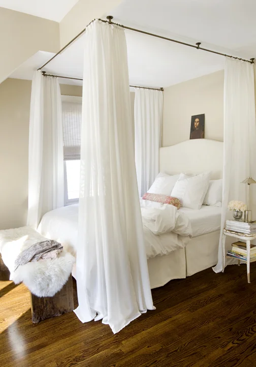 Globe McDonagh 12 08 bedroom.jpg