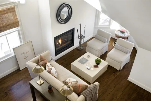 Globe McDonagh 12 08 livingrm 2.jpg