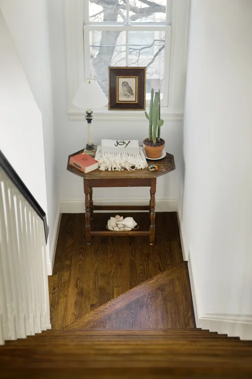 Globe McDonagh 12 08 stairs.jpg