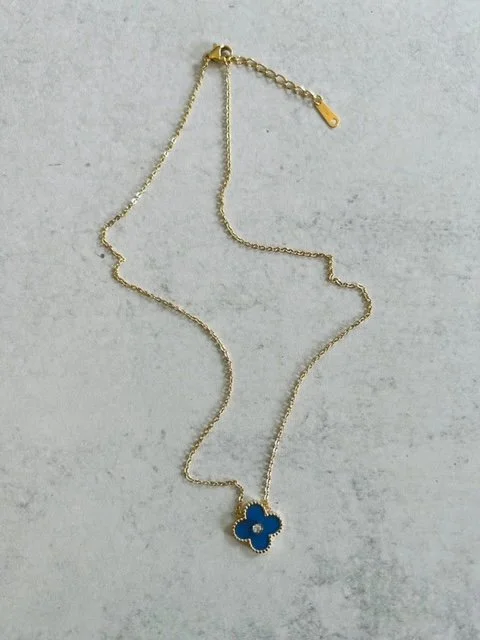 18k Blue Rounded Cross w/Sapphire