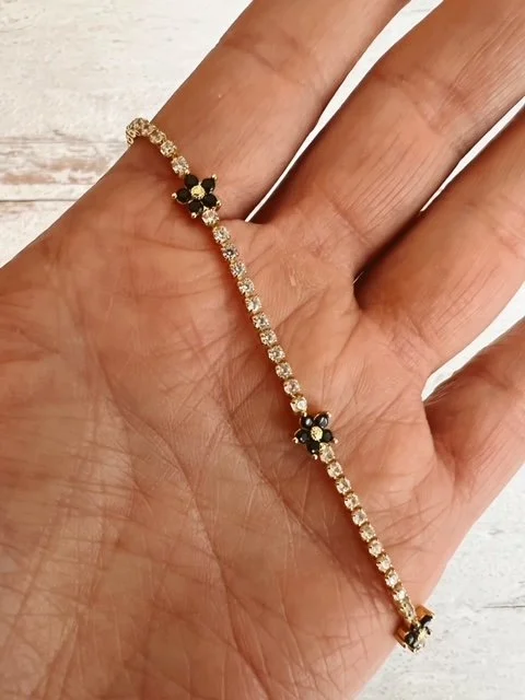 18k Black Flower Sapphire Tennis Chain