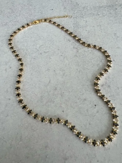 18k Black&White Sapphire Necklace