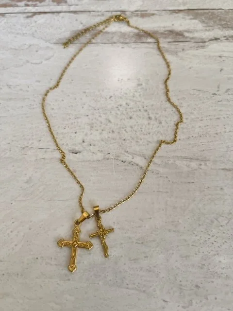 18k Double Cross Chain