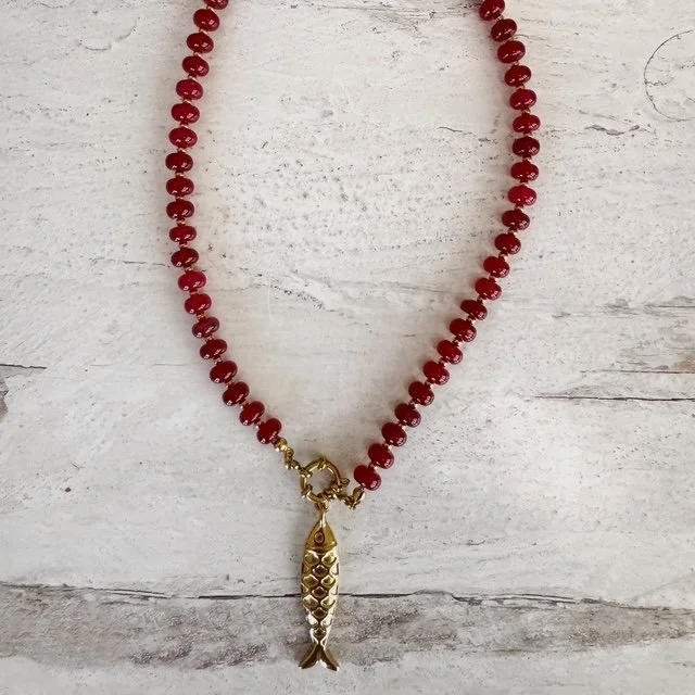 Garnet Beaded Choker With Gold Fish