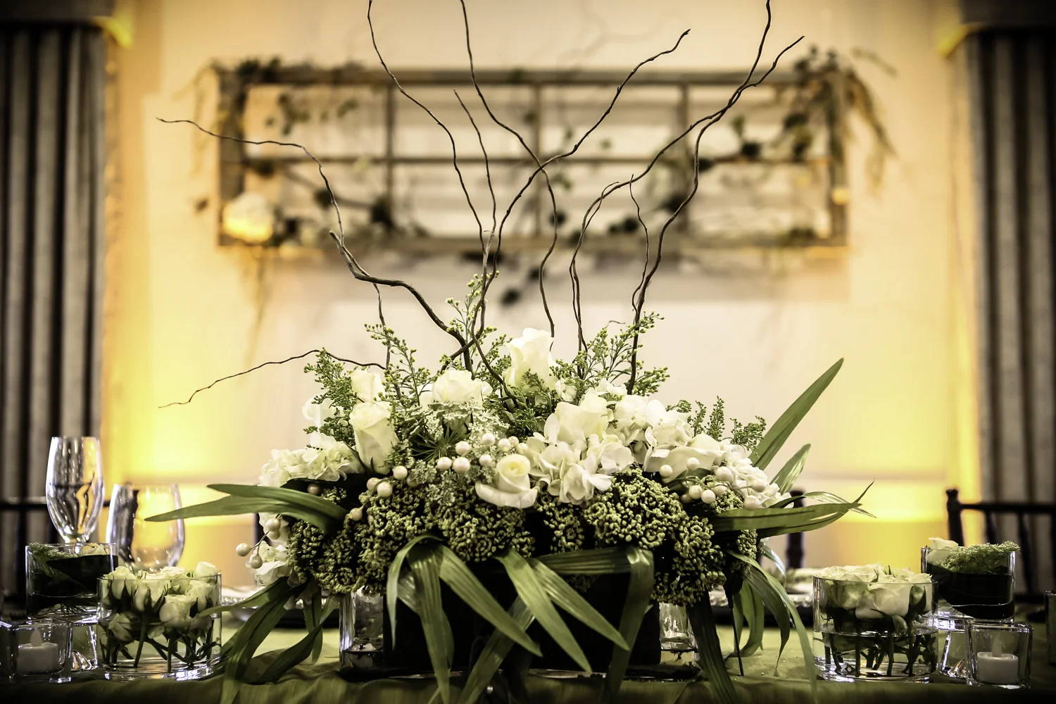 Deerfield Head Table Floral Pinspot