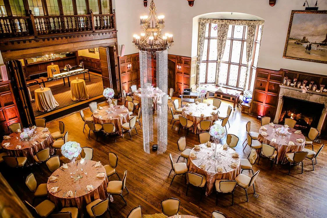 Oak Hill Lighting and Decor