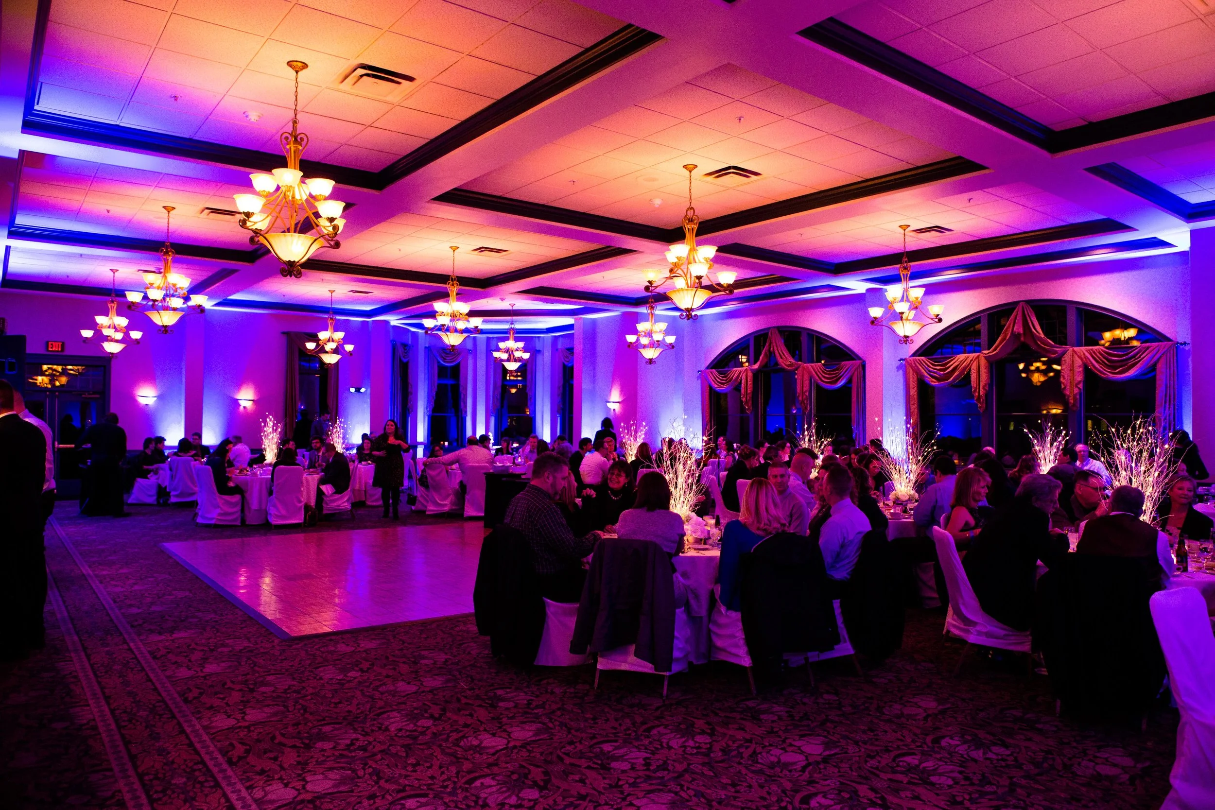 Belhurst Castle Room Lighting and Setup
