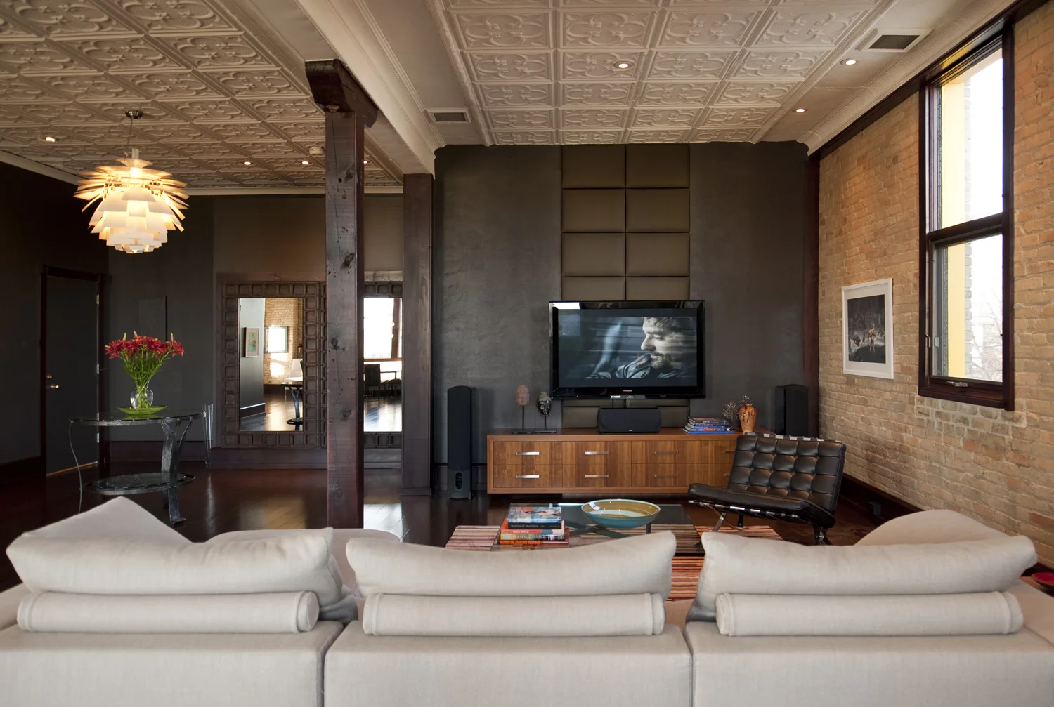 Dufferin Loft Renovation, Winnipeg, Canada