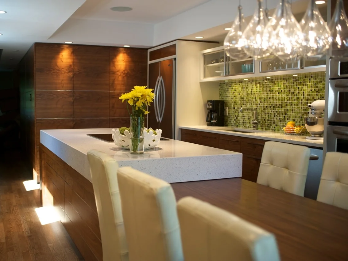 Rosyln Road Renovation, Winnipeg, Canada