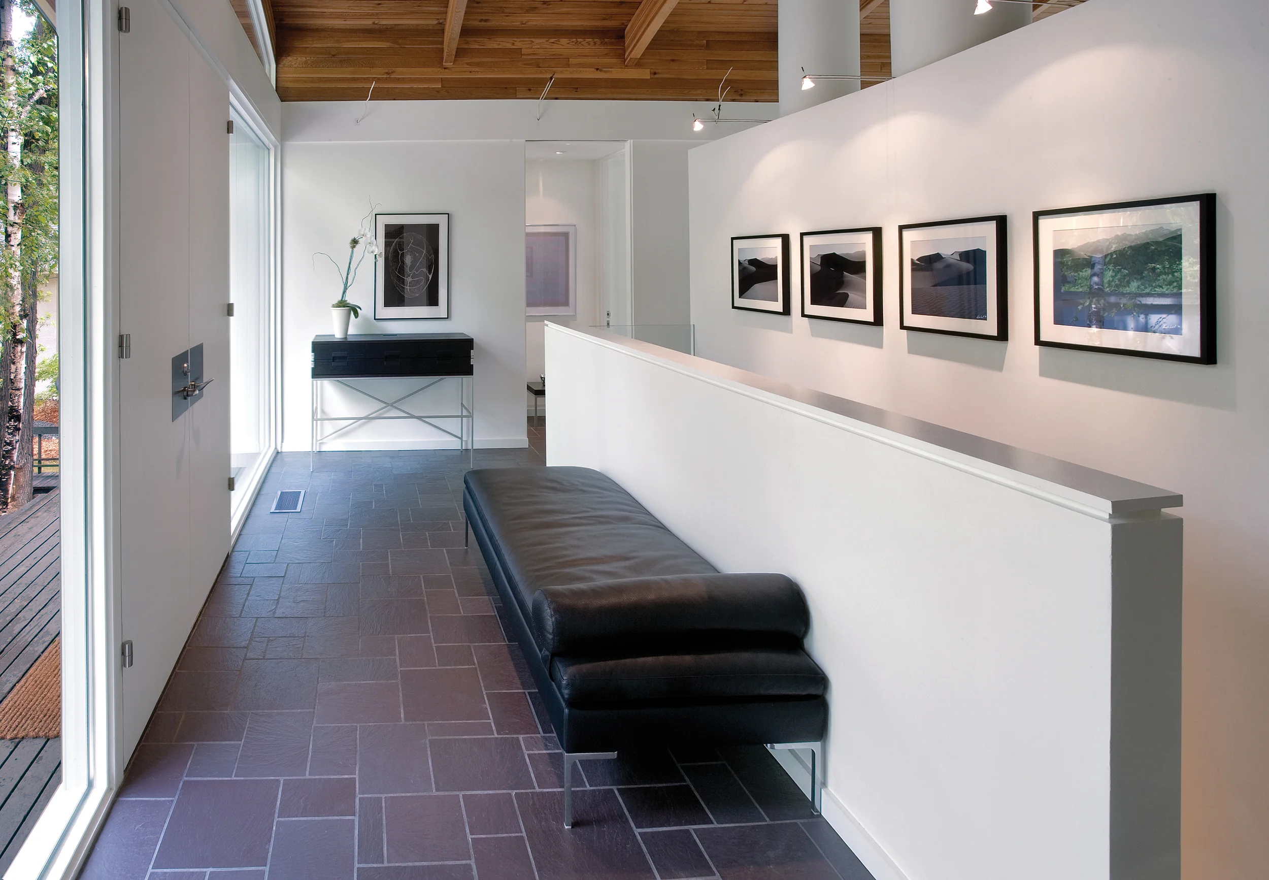 South Drive Renovation, Winnipeg, Canada