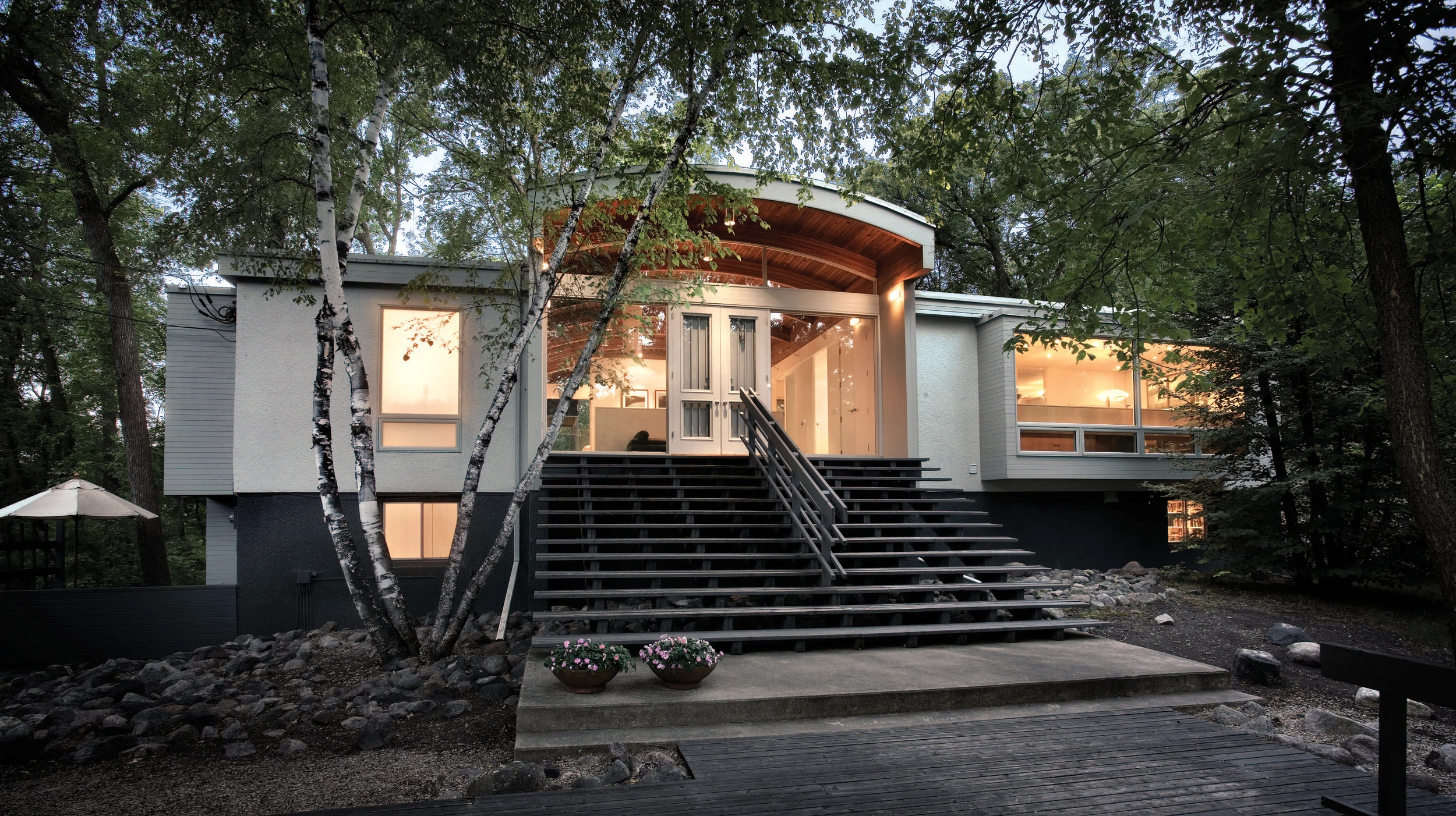 South Drive Renovation, Winnipeg, Canada