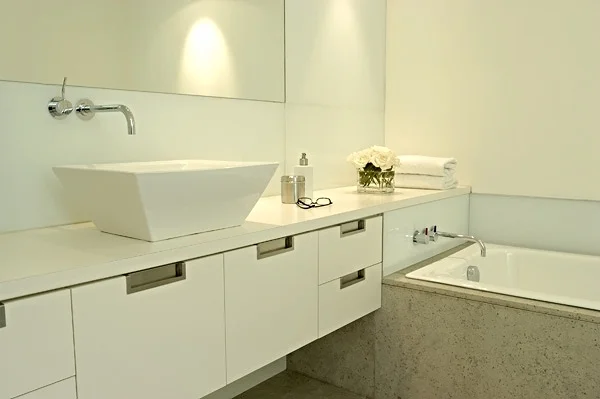 South Drive Renovation, Winnipeg, Canada