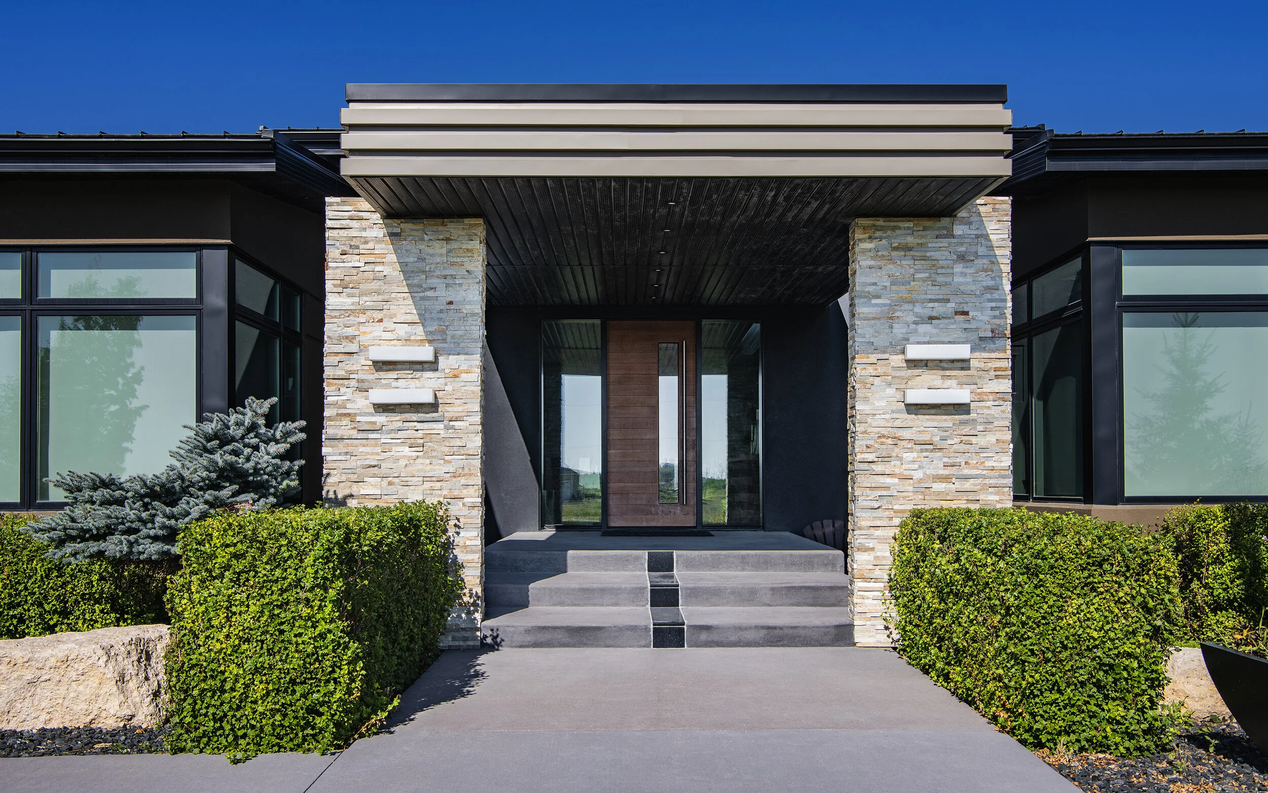 Everitt Design is a Residential and Commercial Interior Design Firm in