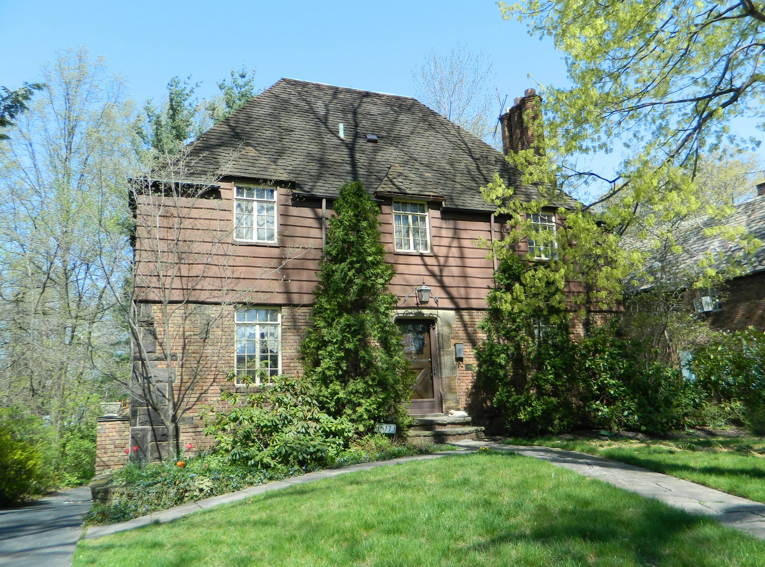 20130430023 Cleveland Hgts Forest Hills 16173 Cleviden.jpg