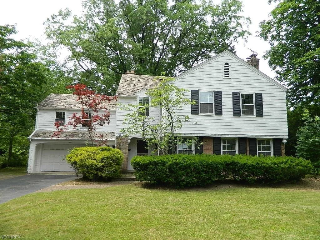 3081 Chelsea Drive $143,000 PENDING