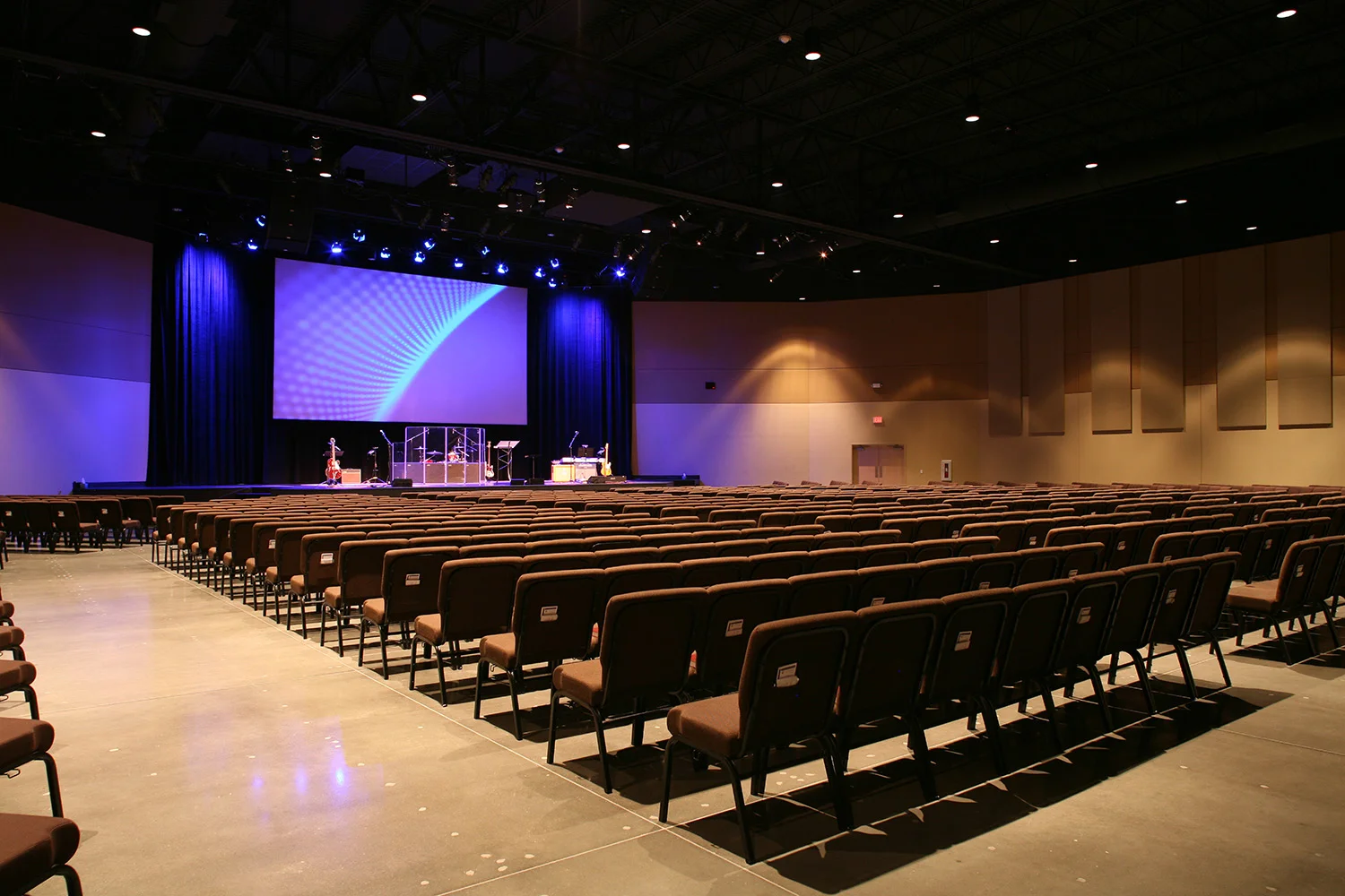 Vineyard Church, Kansas City, Missouri
