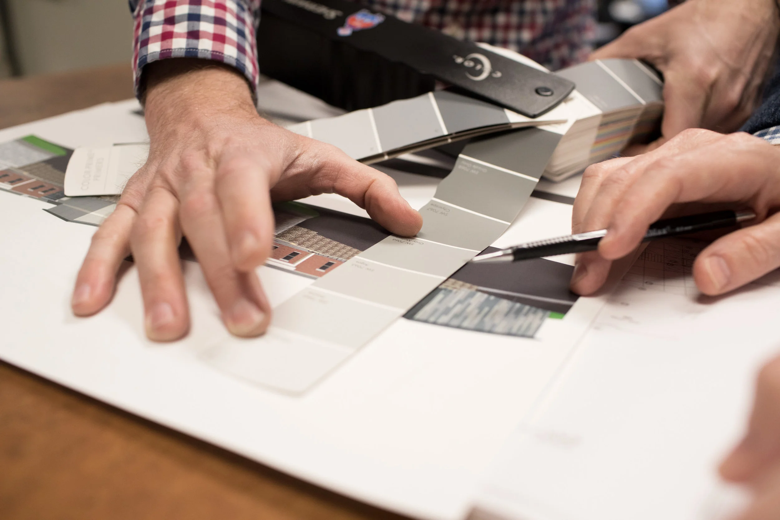 How to Select Timeless Materials and Colors