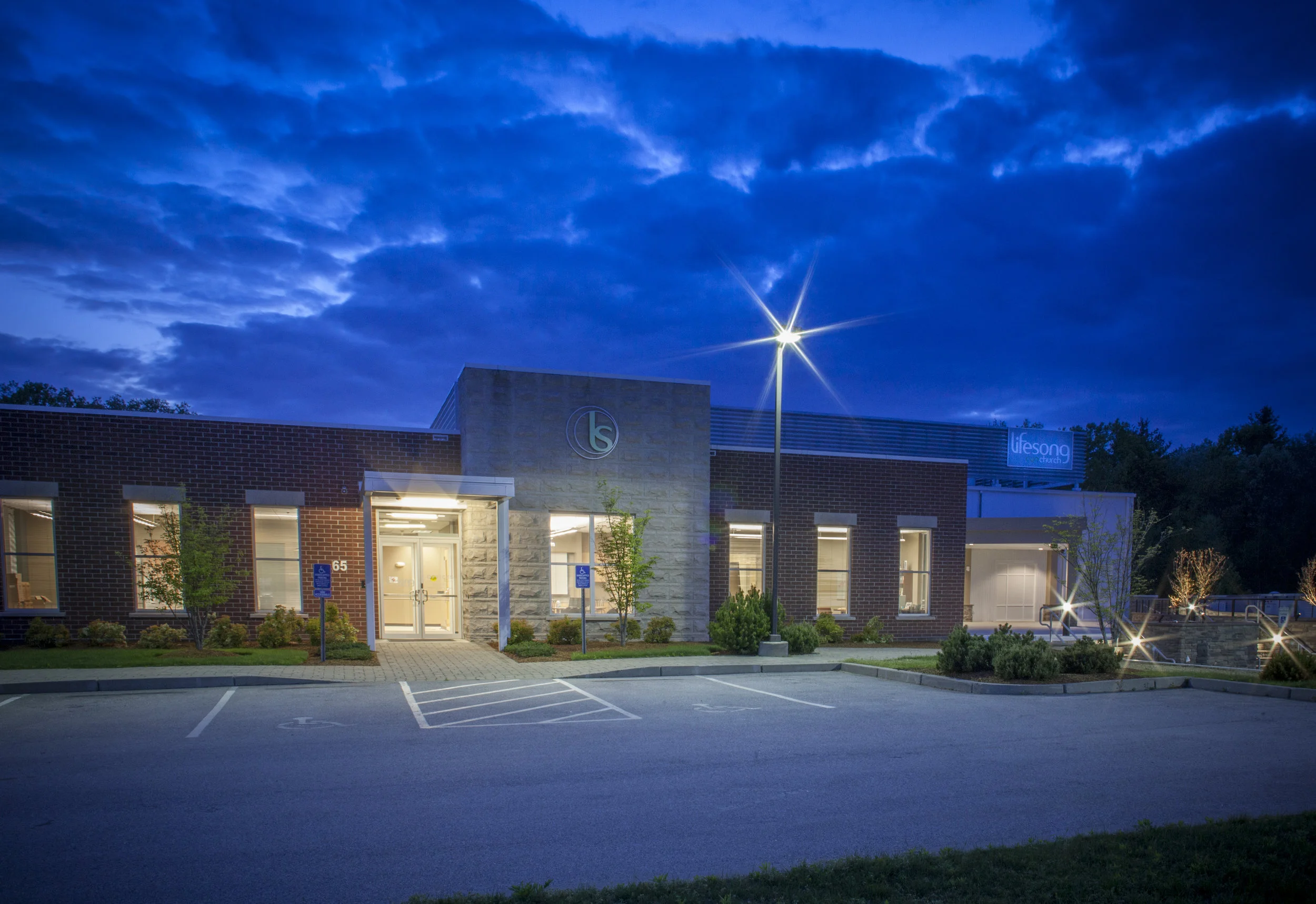 Image: Scott Erb/Dufault Photography