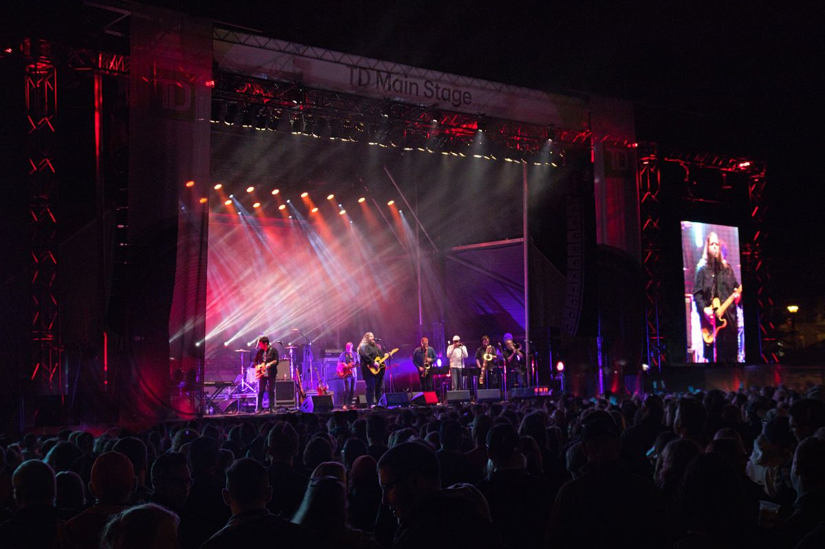 MattAndersen&TheMellotones_2711.jpeg