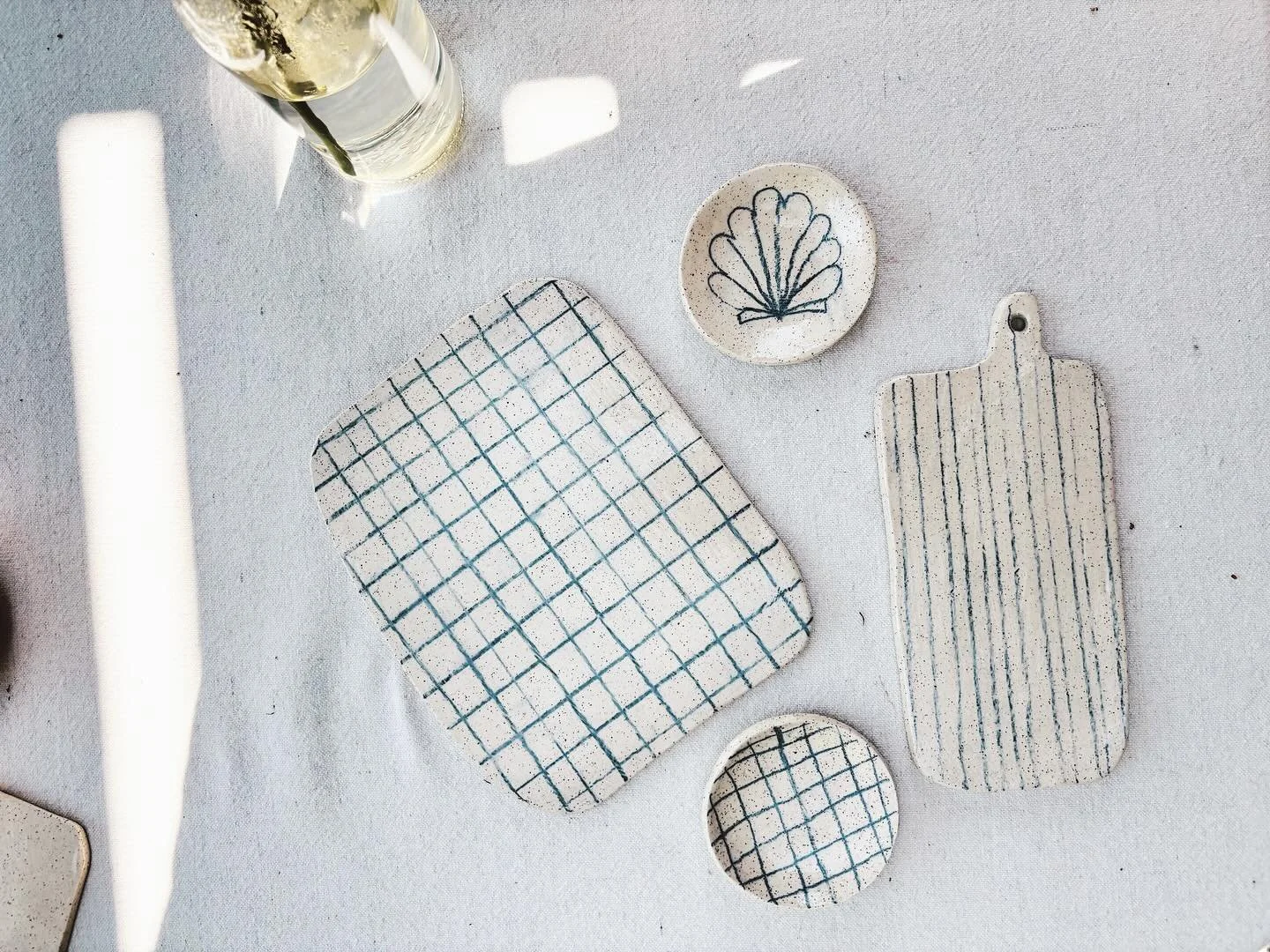 no two the same.
like meals. like people.
perfect in their own way.

#lunareececeramics 
#handmadeceramics 
#madeinaskutt 
#ceramiccharcuterieboard 
#ceramiccheeseboard 
#ceramicsmalldishes 
#hecho
#hechaamano 
#ihavethisthingwithceramics 
#tabletopd
