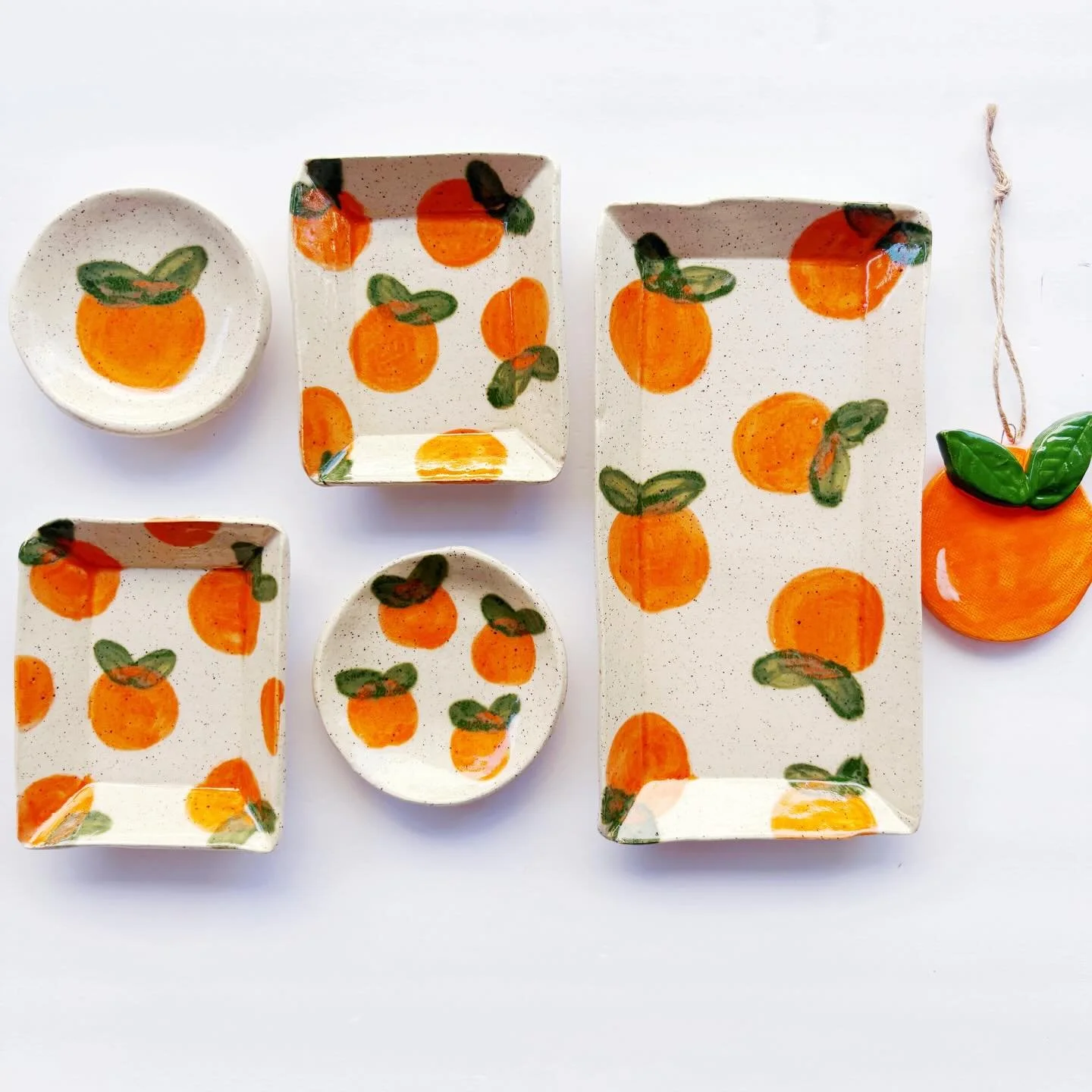 💛 Happy Small Business Saturday! 💛

When life gives you clay, you make an orange-themed tray &mdash; and when life gives you local artists, you squeeze them with support! 😉🍊 

Small businesses are 99% of U.S. businesses&mdash;let&rsquo;s keep our