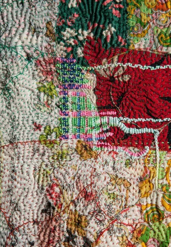 Layers Of Life : Improvisational Collage And Stitching