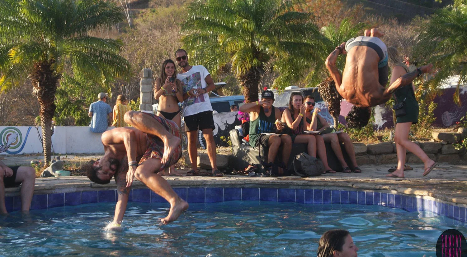 30.2.Sunday.Funday.Naked.tiger.hostel.San.Juan.Del.Sur.Nicaragua.jpg