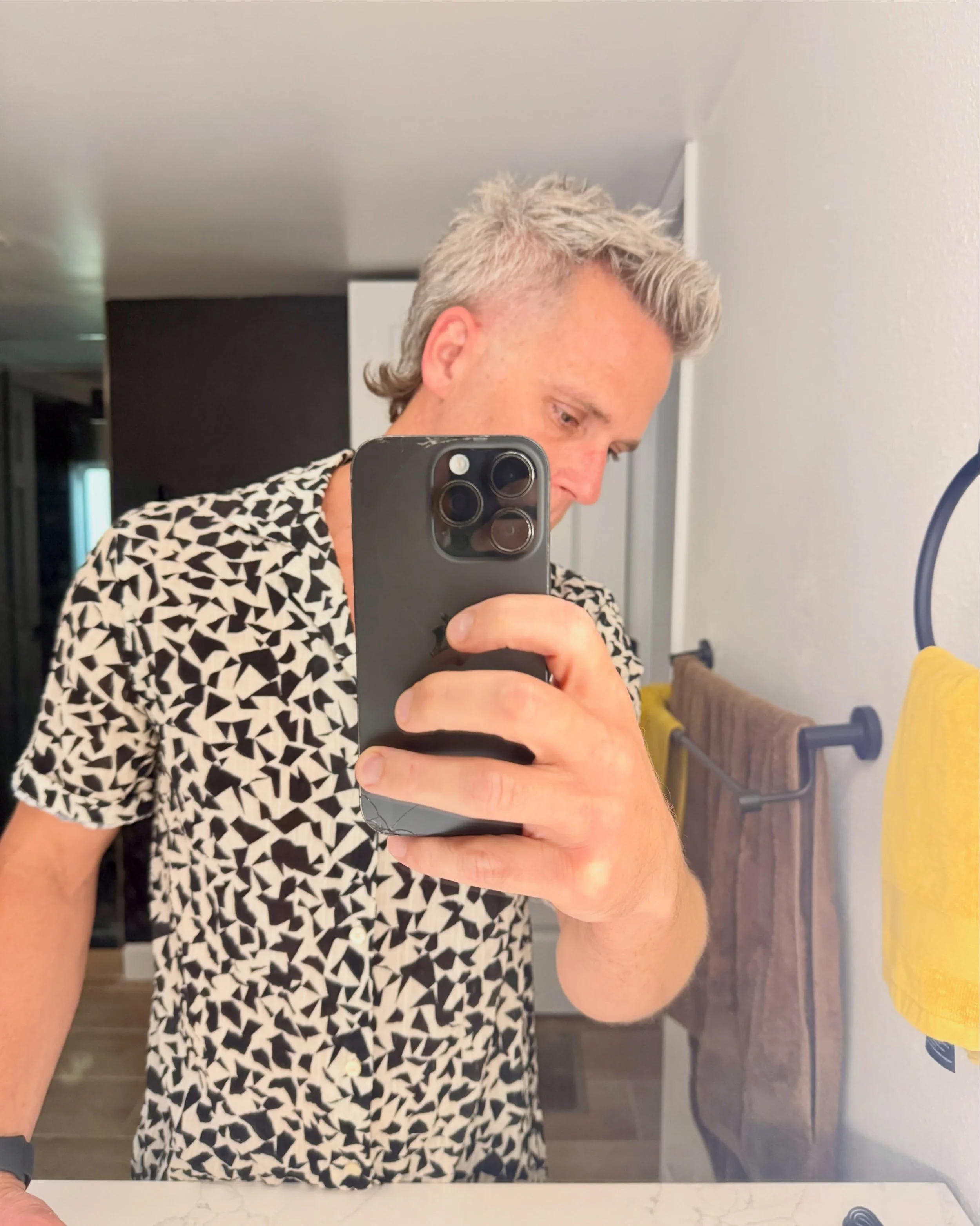 Wrapping September with a fresh cut. What a fantastic month. Looking back, it reminds me - the way we feel about our lives is truly derived from what we focus on. Are my thoughts centered on these incredible people and moments? Or am I allowing mysel