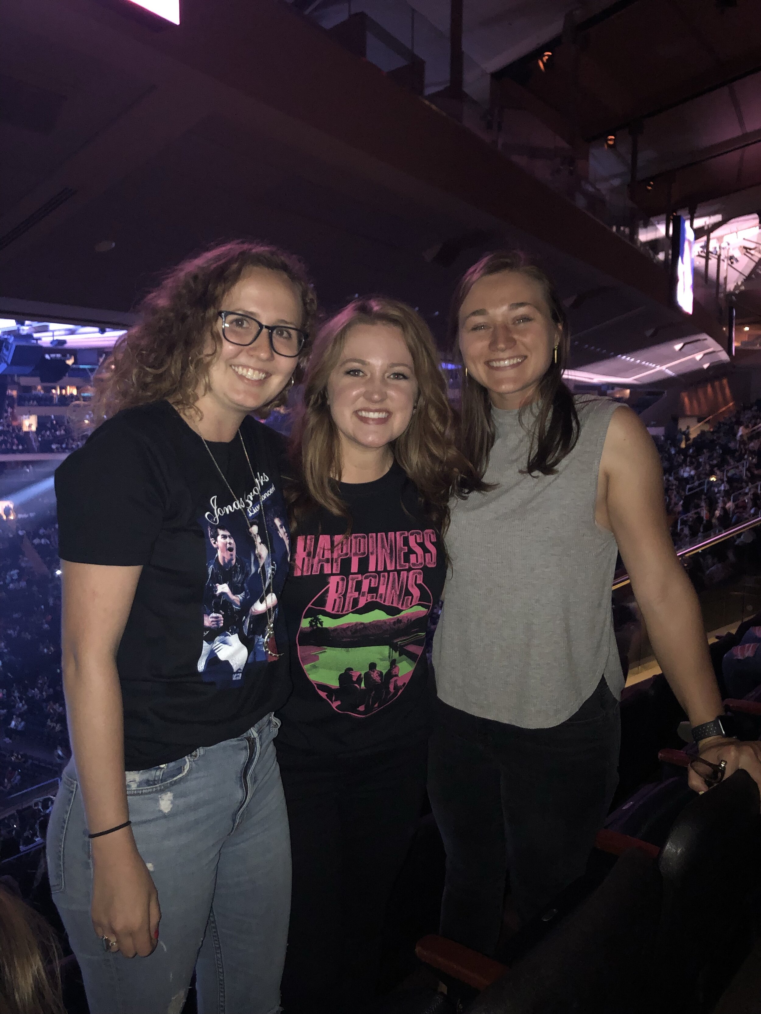 JONAS BROTHERS