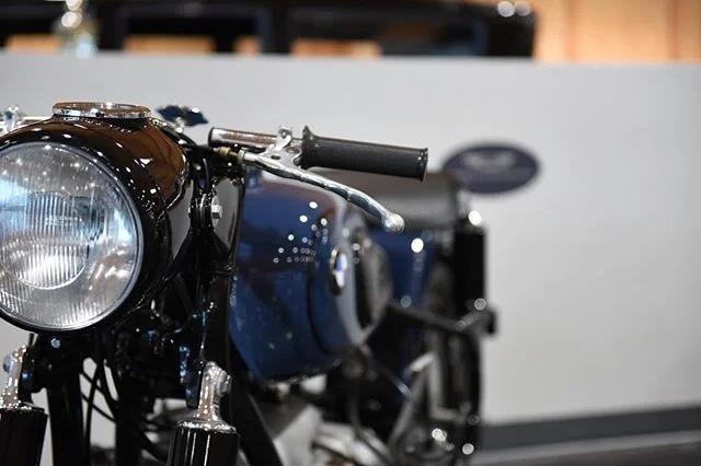 Someday I’ll have a bike of my own. Until then, I’ll admire from nearby. •
•
•
•
#motorcycle #caferacer #museum #bike #gearhead #pnw #lemaycarmuseum #lemaymotorcycles #bmw #bmwmotorcycles