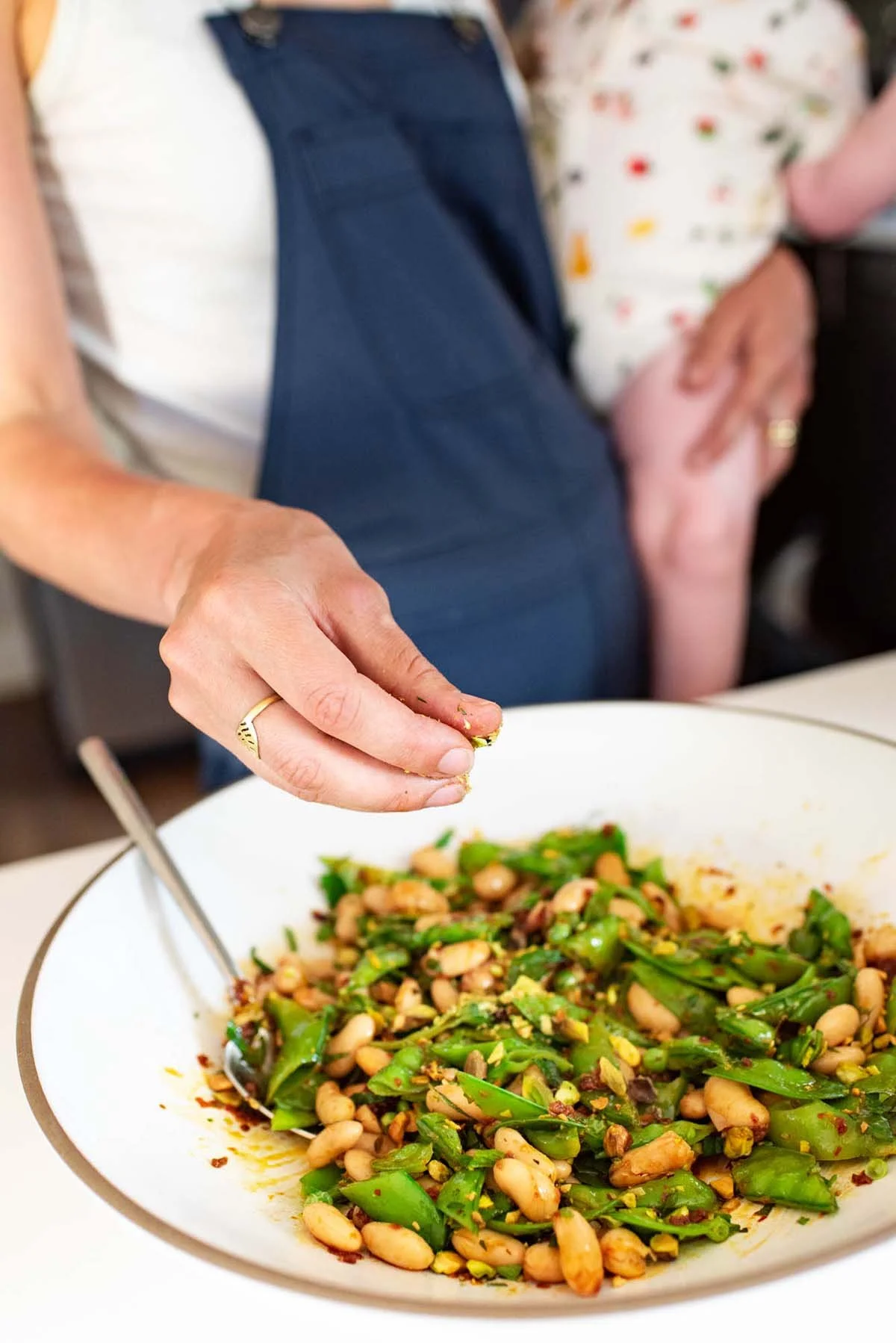 Cannellini & Snowpeas_Picnic food photography.jpg