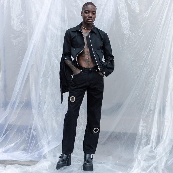 Neva Wireko SP Badu SS17 roof theo full body.png