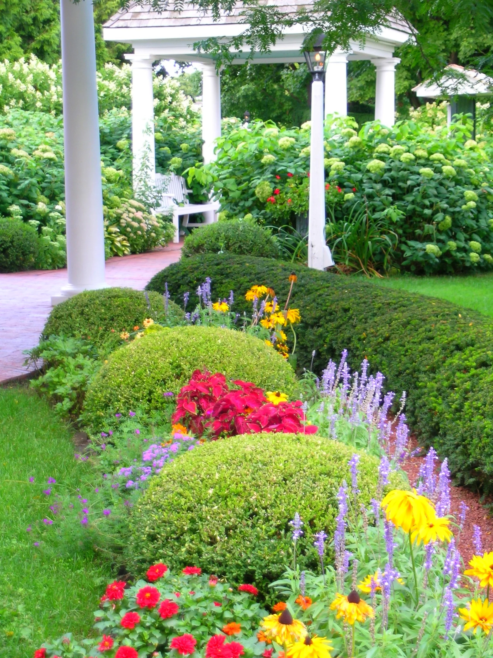Tennis Gardens